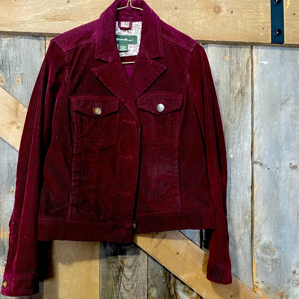 Cropped corduroy jacket in deep burgundy